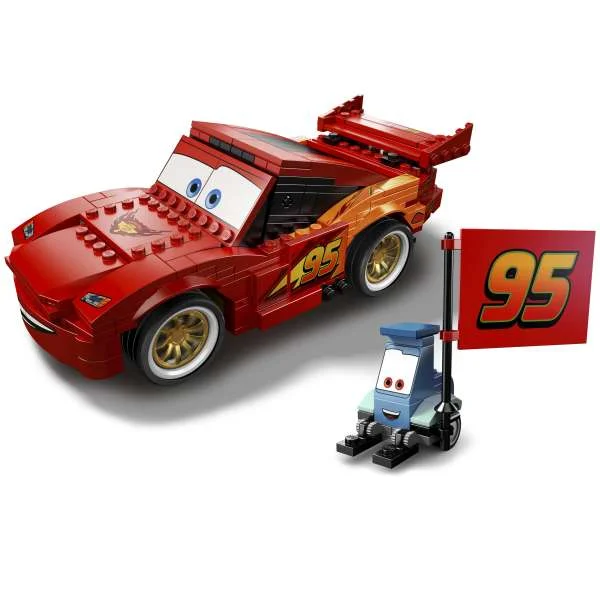 LEGO Cars: Ultimate Build Lightning McQueen (8484) Image 1