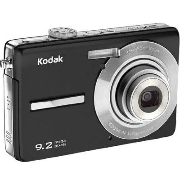 Kodak EASYSHARE M320 Digital camera. 9.2 Megapixels. 3x Optical zoom. 5x Digital zoom. 2.7 Inch LCD Screen. Black Image 1