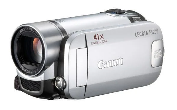 Canon FS200 Camcorder Image 1