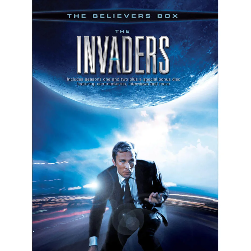Invaders - Seasons 1 and 2 Image 1