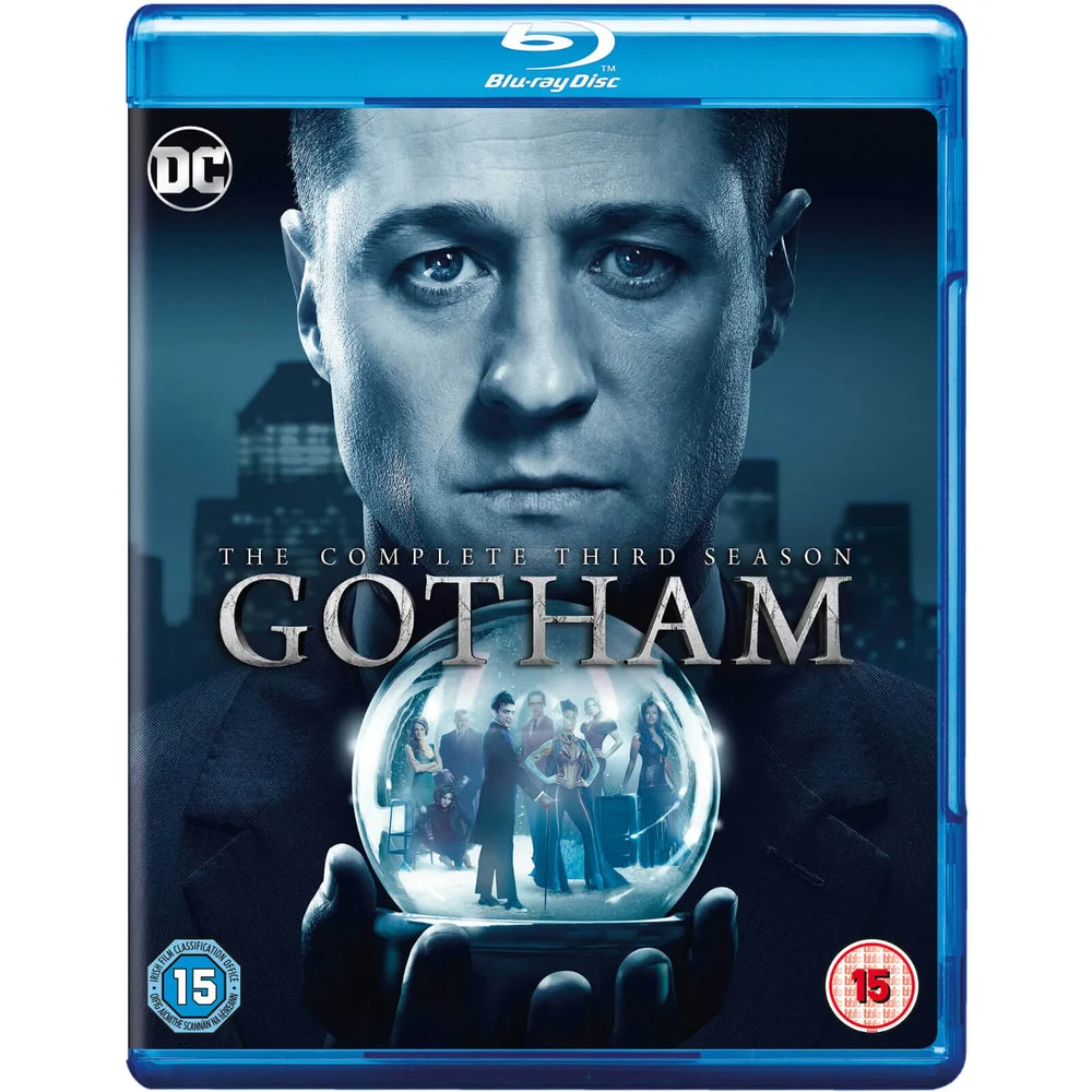Gotham - Season 3 Image 1