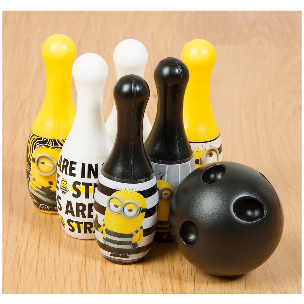 Despicable Me 3 Mini Bowling Set Image 1