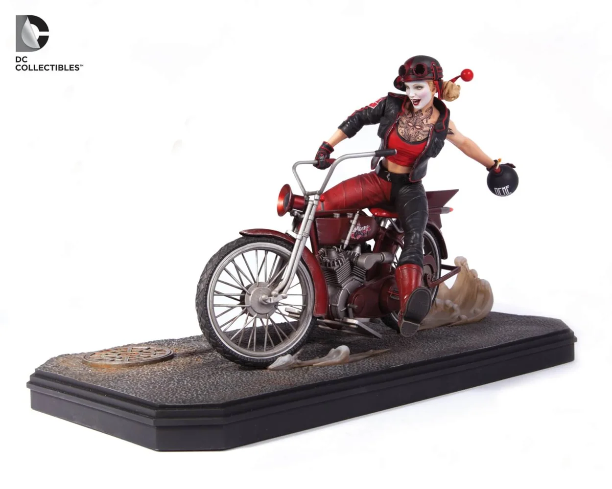 DC Collectibles DC Comics Batman Gotham City Garage Harley Quinn Statue Image 1