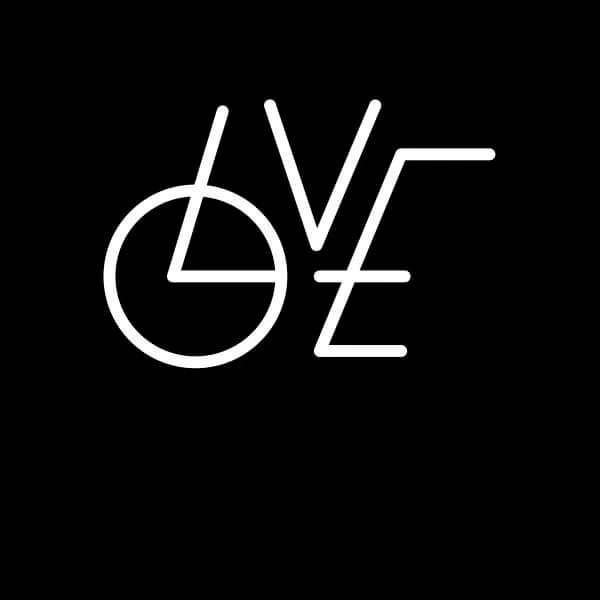 LOVE Modern Women's T-Shirt - Black