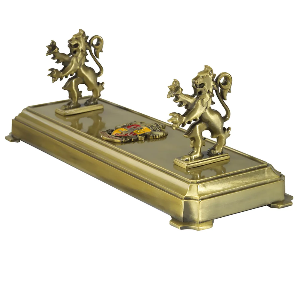 Harry Potter Gryffindor Wand Stand Image 1