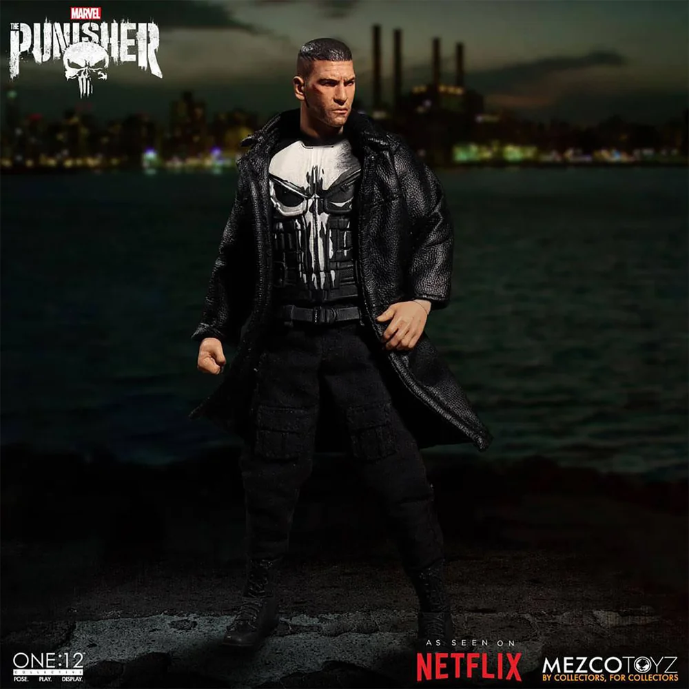 Mezco One:12 Collective Marvel Comics Action Figure - The Punisher Image 1