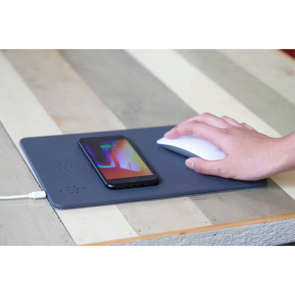 Wireless Charging Mouse Pad Image 1