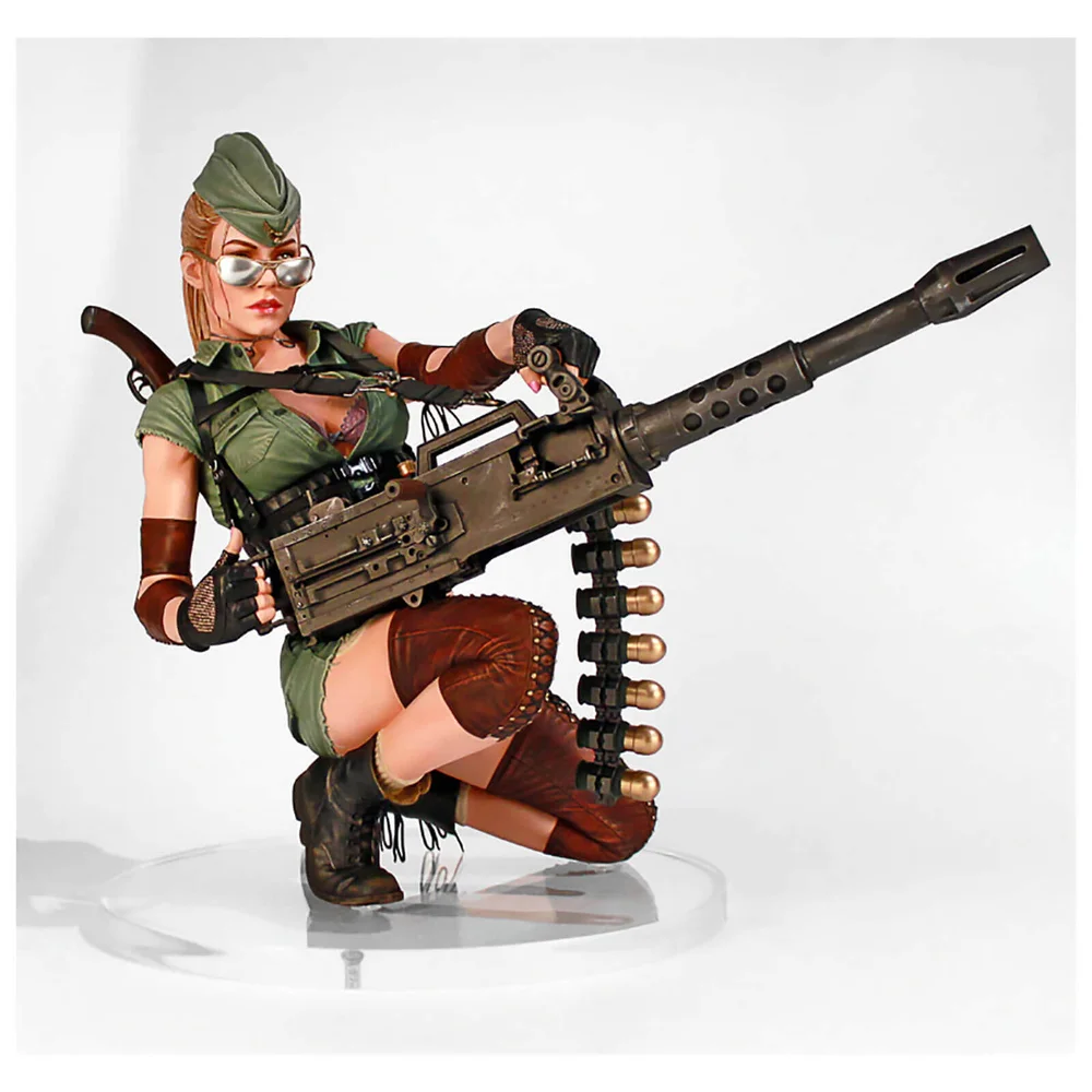 Gentle Giant Honey Trap Lucky 1/4 Statue - 30cm Image 1