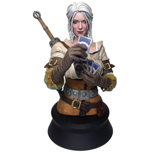 Dark Horse The Witcher 3: Wild Hunt Ciri Playing Gwent Bust