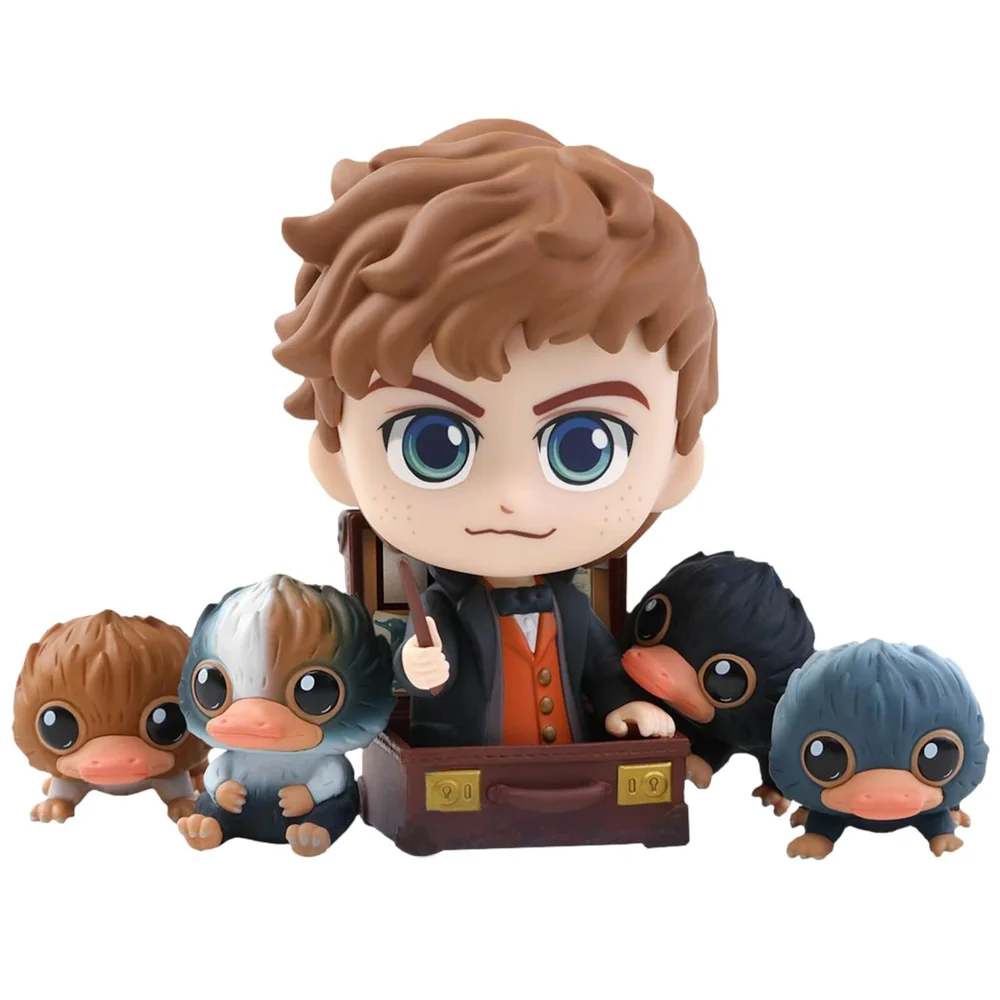 Hot Toys Fantastic Beasts: The Crimes of Grindelwald Cosbaby Newt Scamander and Baby Niffler - Size S (Set of 5) Image 1
