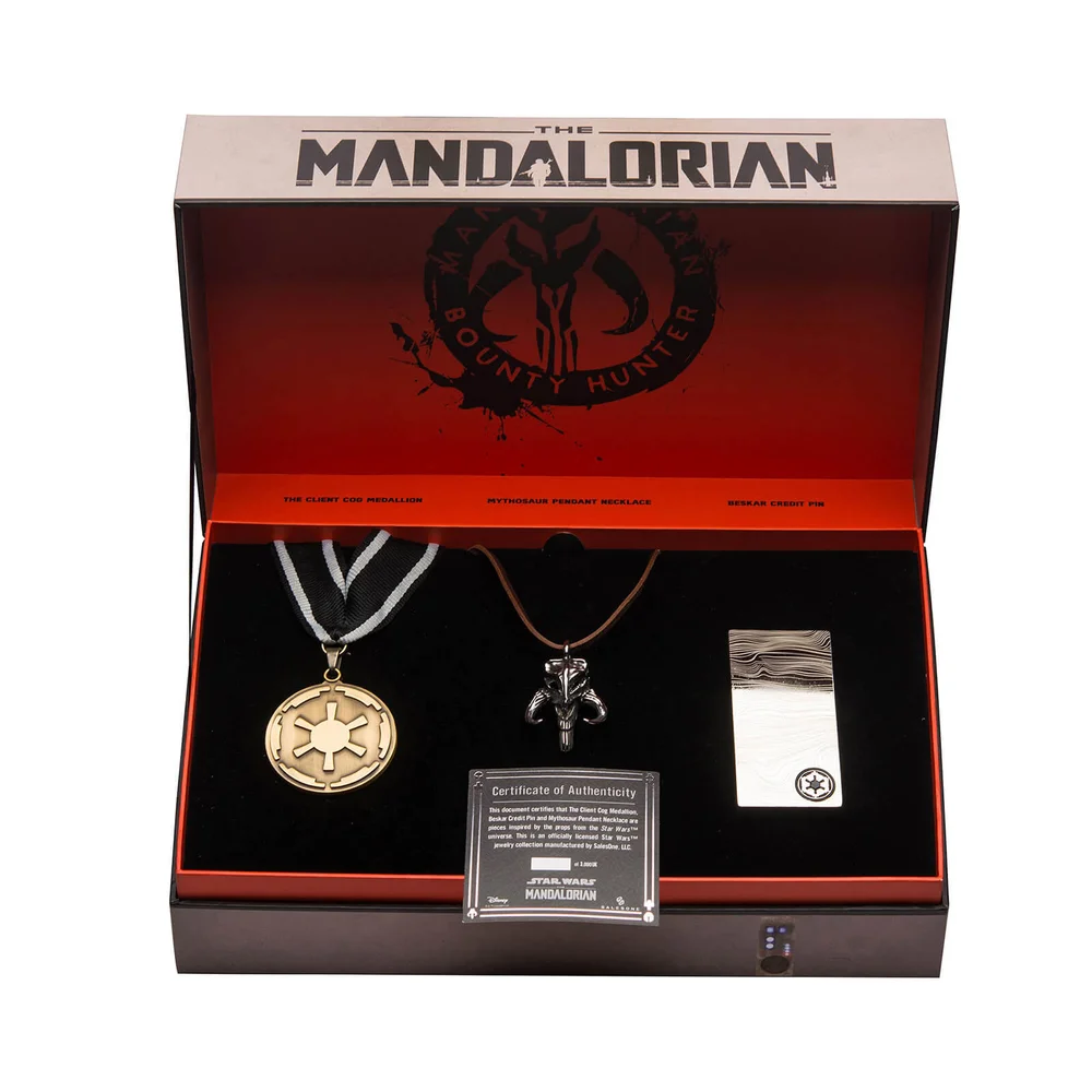 Star Wars The Mandalorian Premium Replica Box Set – Zavvi EU Exclusive Image 1