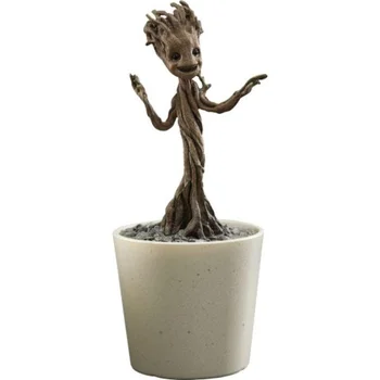 Hot Toys Marvel Guardians of the Galaxy Little Groot 1:4 Scale Figure