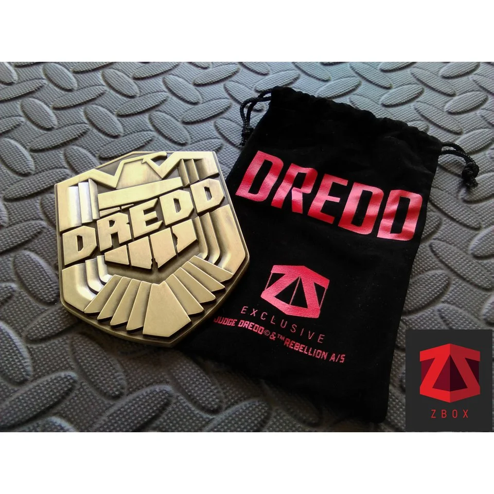 Dredd - Movie Badge Prop Replica Image 1