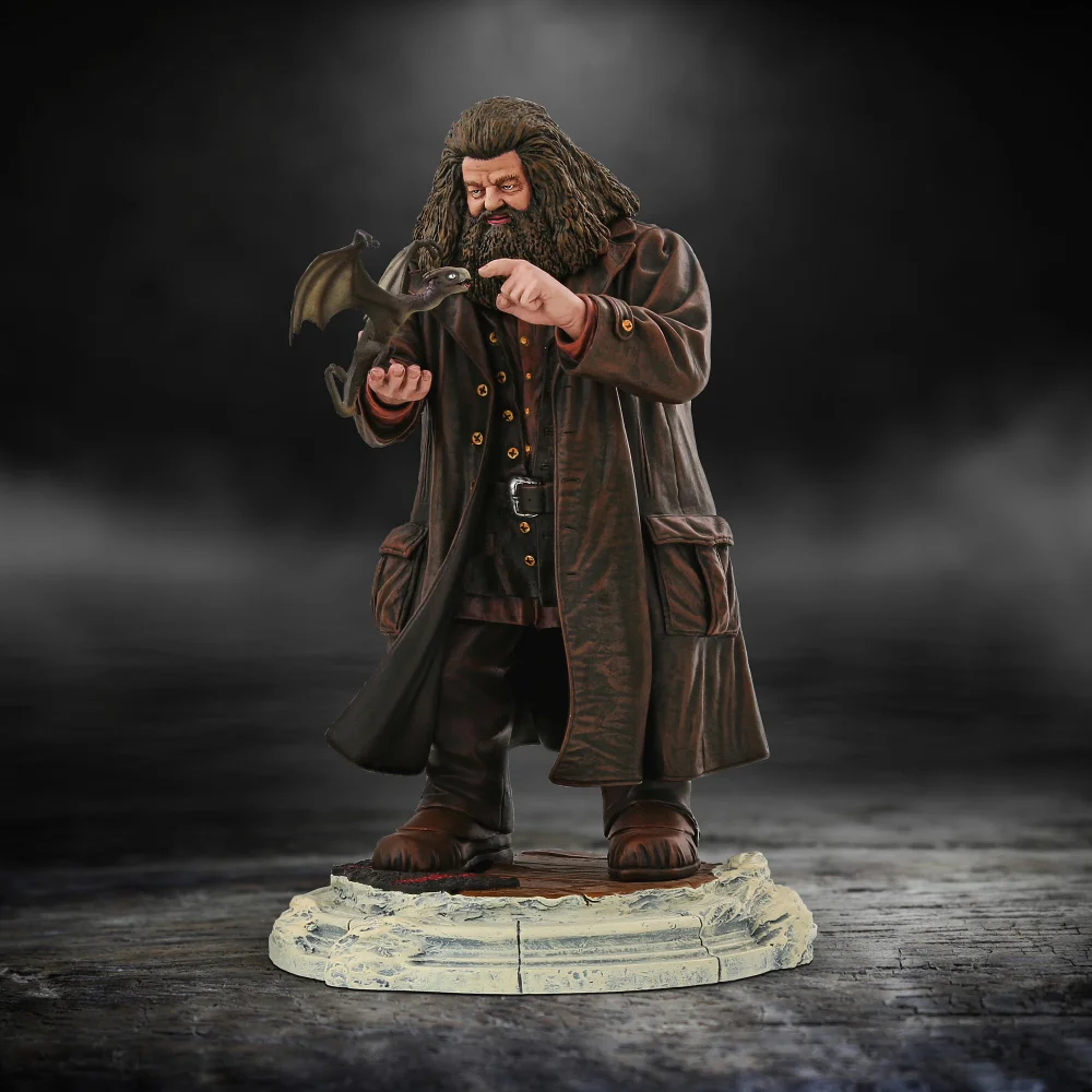 Enesco Harry Potter Hagrid and Norberta Masterpiece Collectible Figurine (25cm) Image 1