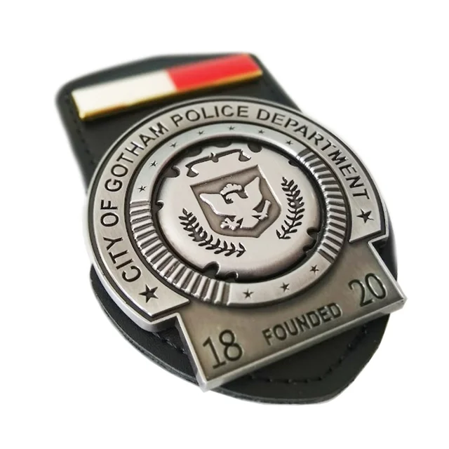 DUST! DC Comics Batman Trilogy Gotham Police Badge Limited Edition Replica - Zavvi Exclusive