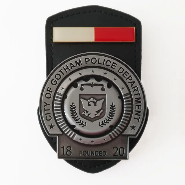 DUST! DC Comics Batman Trilogy Gotham Police Badge Limited Edition Replica - Zavvi Exclusive
