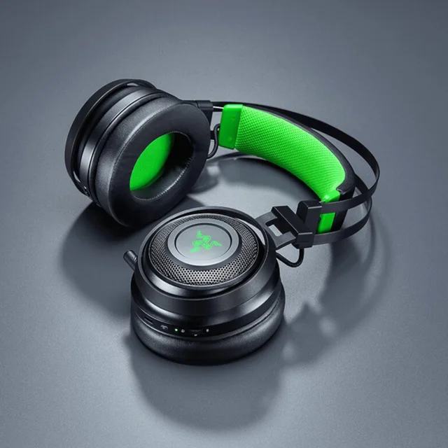 Razer Nari Ultimate for Xbox One - Wireless Gaming Headset with Razer HyperSense - FRML Packaging