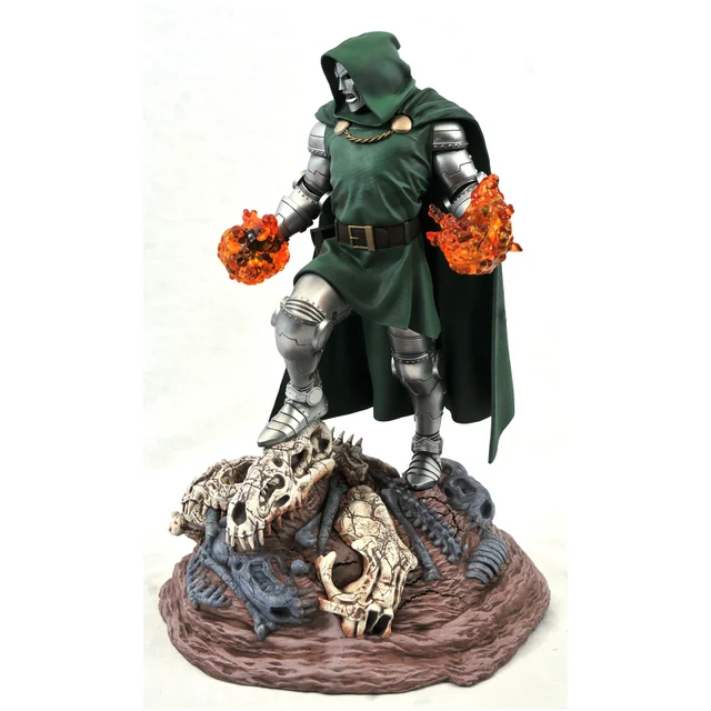 Diamond Select Marvel Gallery Dr. Doom 9-inch PVC Statue - Exclusive
