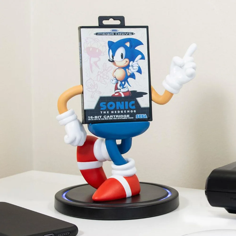 Numskull Designs Sonic Power Idolz Retro VHS Style Wireless Mobile Phone Charging Dock Image 1