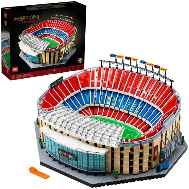 LEGO Camp Nou FC Barcelona Football Set for Adults (10284)