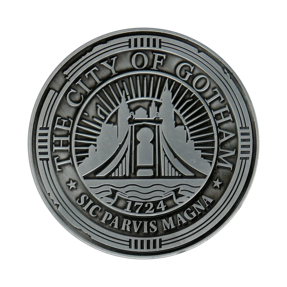 Fanattik DC Comics Batman Gotham City Limited Edition Medallion Image 1