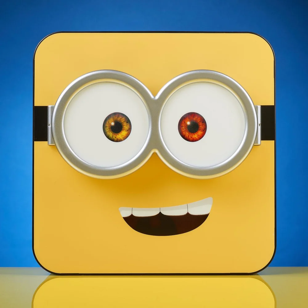 Numskull Minions Lamp Image 1