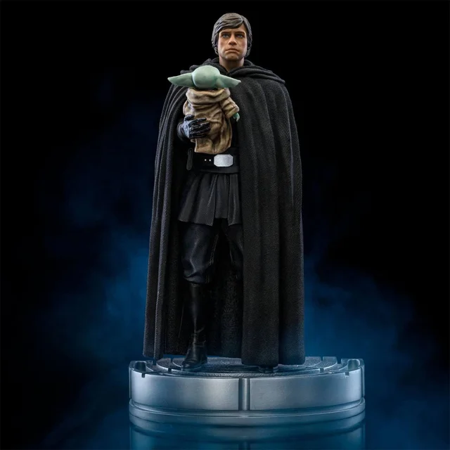 Iron Studios Star Wars The Mandalorian Luke Skywalker and Grogu 1/10 Art Scale Statue