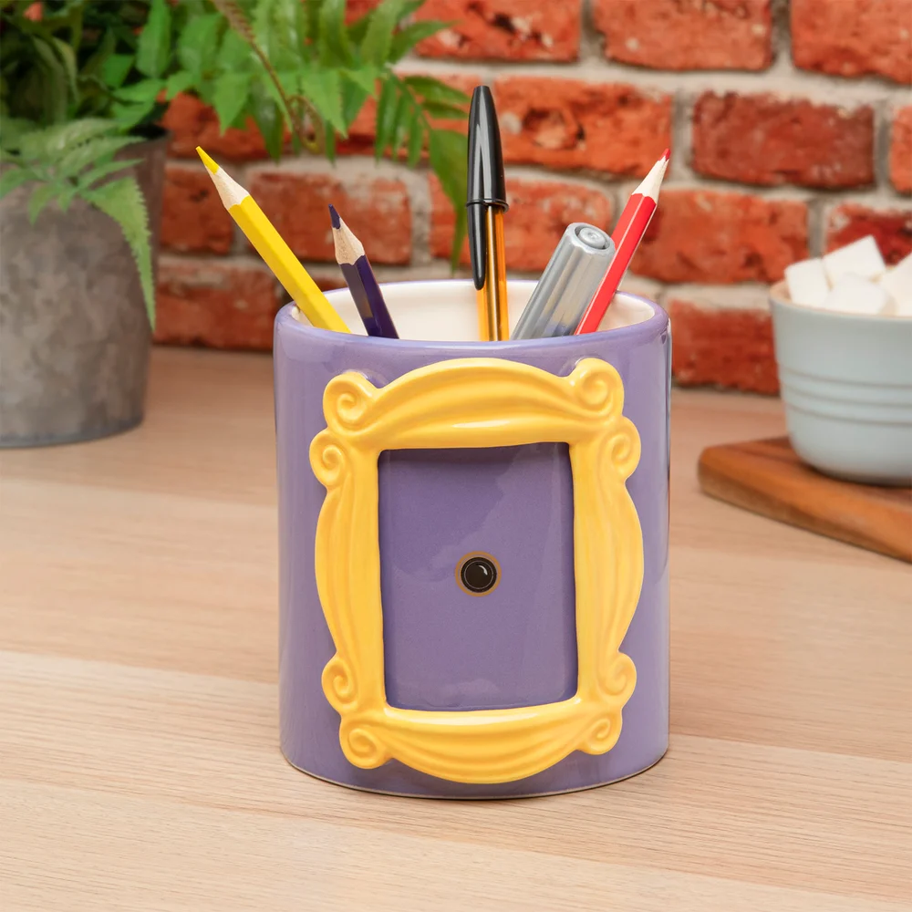 Friends Frame Pen Pot Image 1