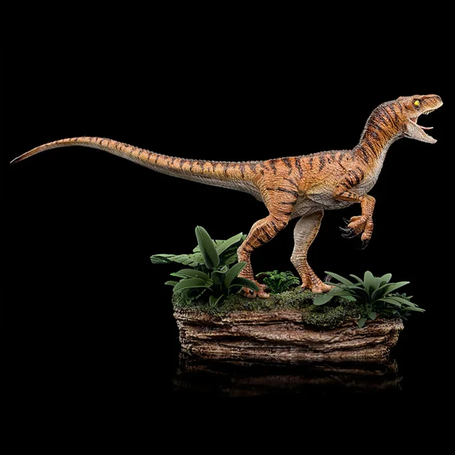 Iron Studios Jurassic Park Jurassic World Velociraptor Deluxe Statue
