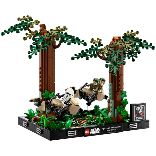 LEGO Star Wars: Endor Speeder Chase Buildable set (75353)