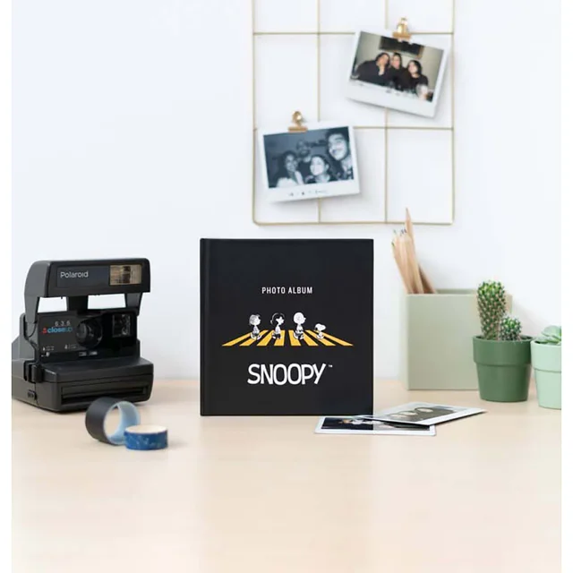 Snoopy Photo Album 24 Self-Adhesive Pages 16X16Cm