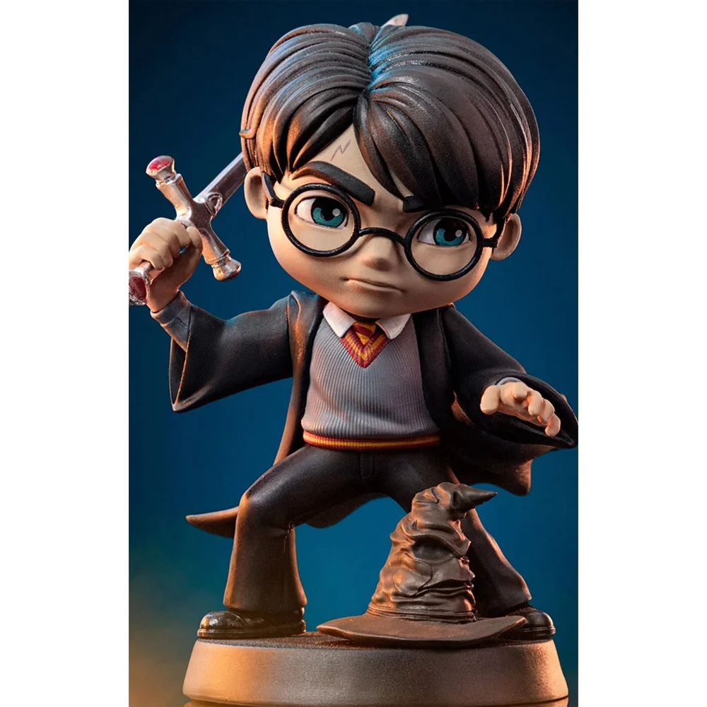 Iron Studios Harry Potter With Sword Of Gryffindor Harry Potter Minico Figure (14cm) Image 1