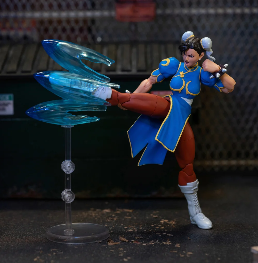 CHUN-LI STREET FIGHTER 6" DELUXE COLLECTOR FIGURE Image 1