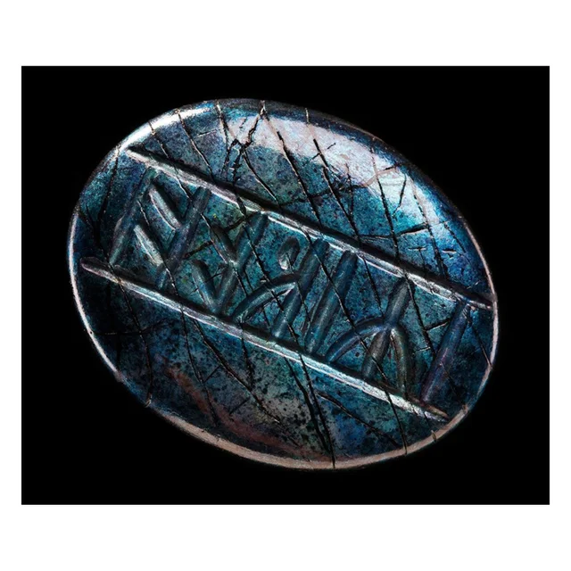 Weta Workshop The Hobbit The Desolation of Smaug Prop Replica Kili's Rune Stone