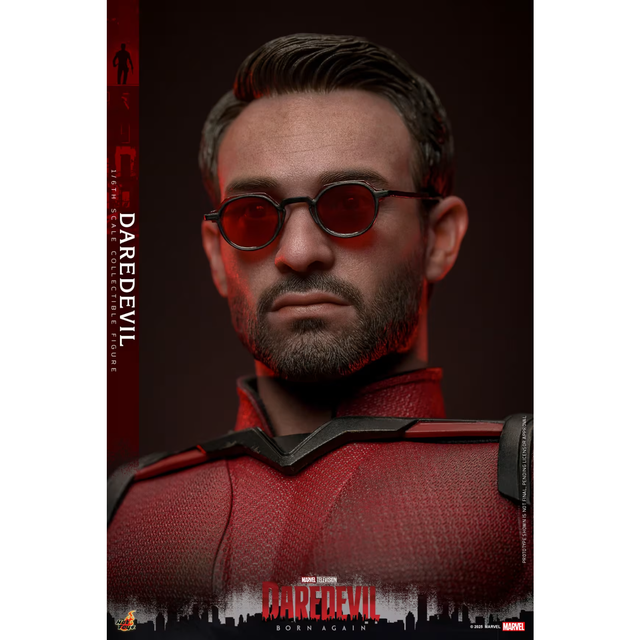 Hot Toys Marvel Daredevil Born Again Daredevil 1:6 Figure