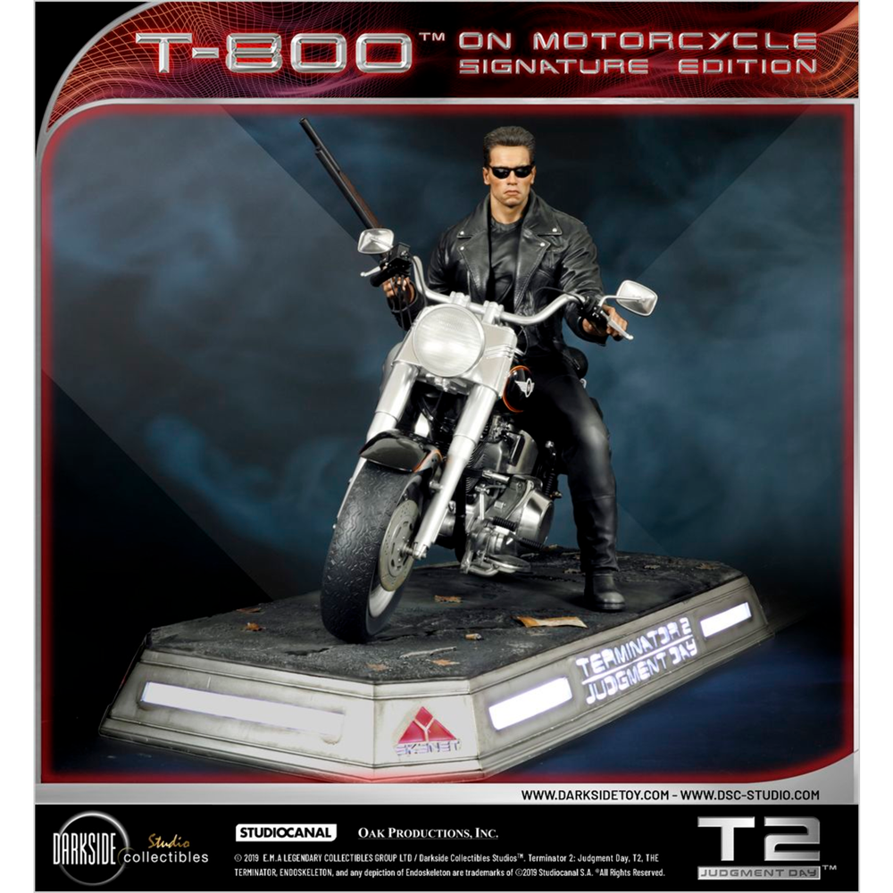 Terminator 2 T-800 On Motorcycle Limited Signature Edition Statue by Darkside Collectibles Studio Image 1