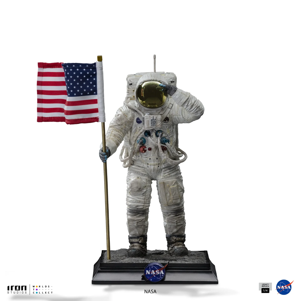 Iron Studios Nasa Apollo 11 Astronaut Legacy Replica 1/4 Statue Image 1