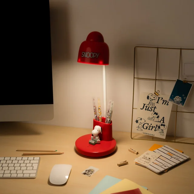 Peanuts "Snoopy is Typing" Desk Lamp