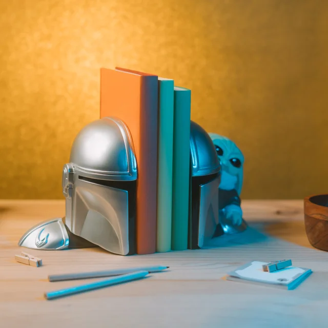 Star Wars The Mandalorian And Grogu Bookends