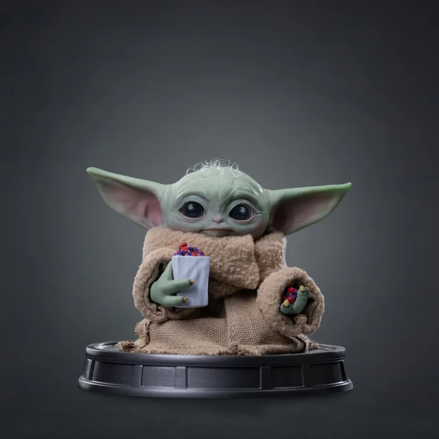 Iron Studios Star Wars Mandalorian and Grogu Movie Grogu Popcorn Time Legacy Replica 1/4 Statue