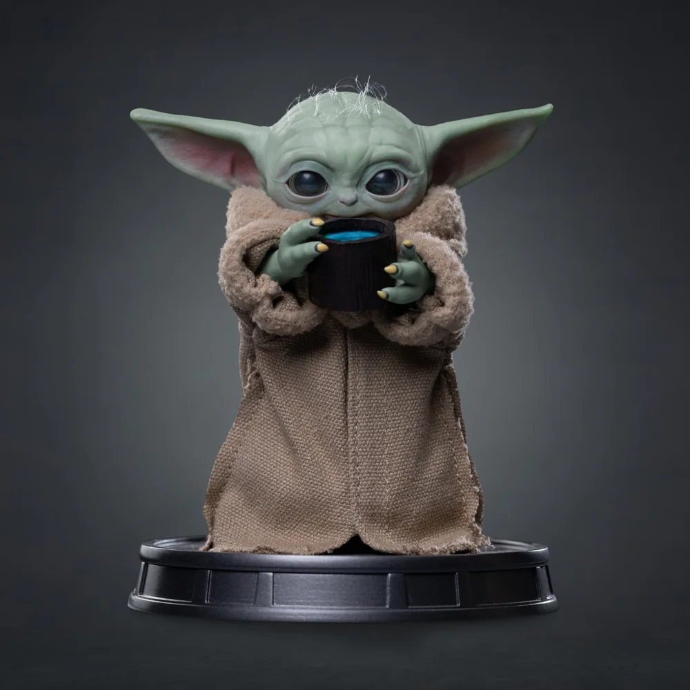 Iron Studios Star Wars Mandalorian and Grogu Movie Grogu Always Hungry Legacy Replica 1/4 Statue Image 1