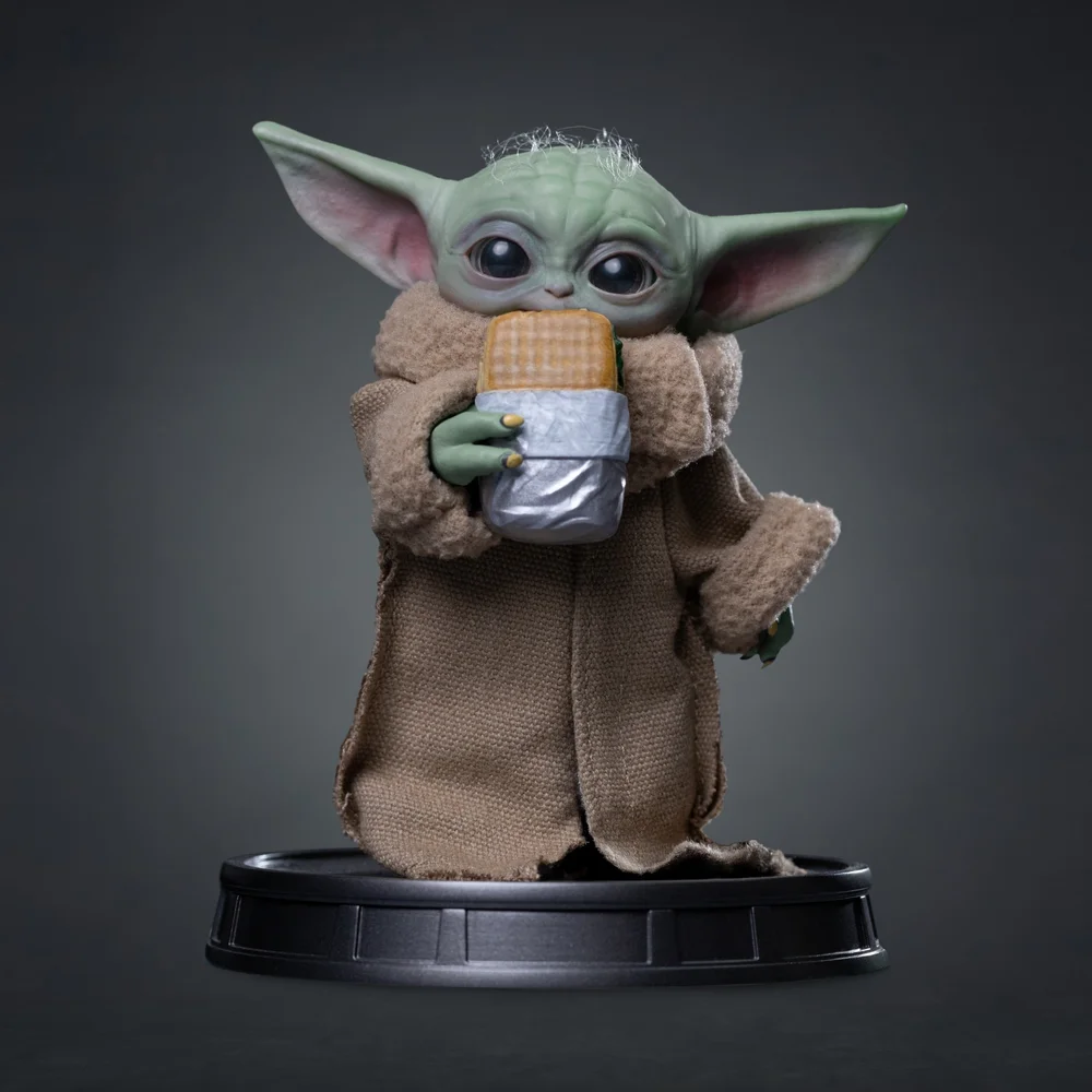 Iron Studios Star Wars Mandalorian and Grogu Movie Grogu Food Cart Snack Legacy Replica 1/4 Statue Image 1