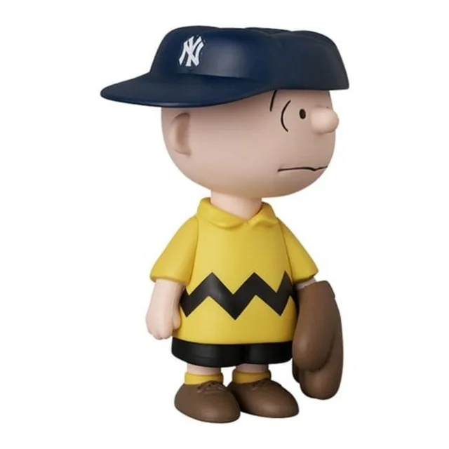 MLB × Peanuts UDF PVC Figure New York Yankees Charlie Brown 9 cm