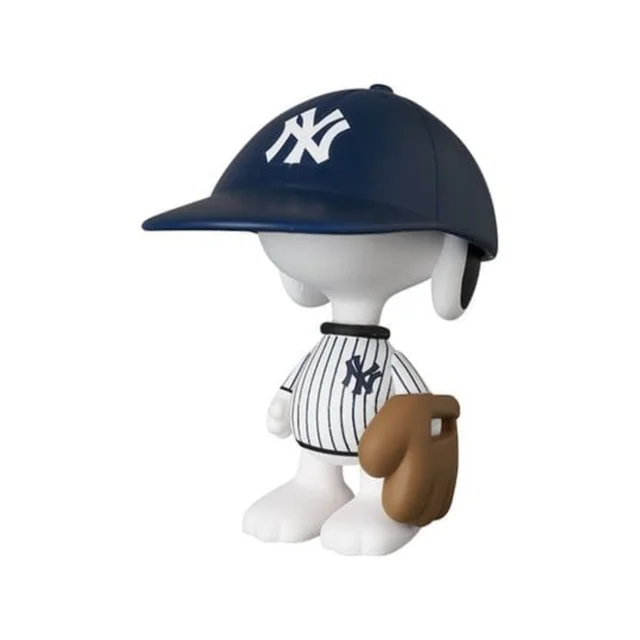 MLB × Peanuts UDF PVC Figure New York Yankees Snoopy 7 cm
