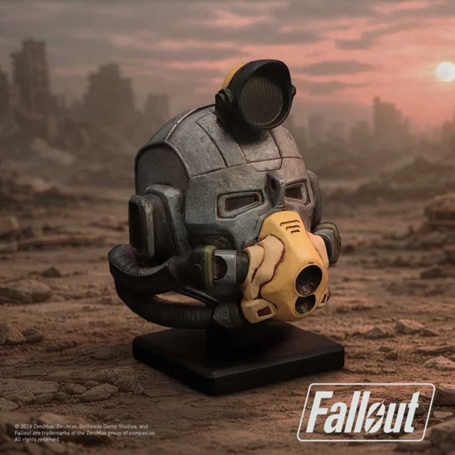 Fallout Excavator Helmet Miniature Replica Figurine 14cm