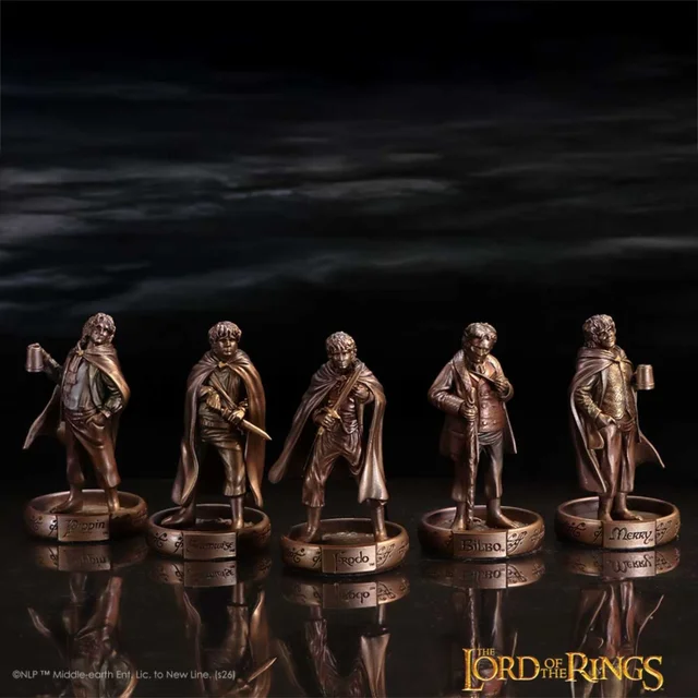 The Lord of the Rings: The Hobbits of the Shire Figurine Set 7.2cm