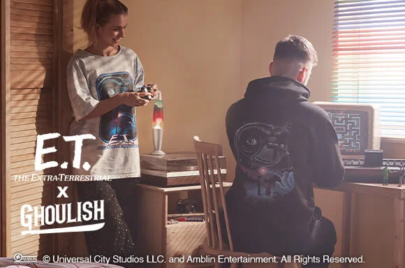 E.T. The Extra-Terrestrial x Ghoulish