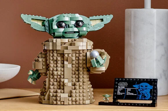 LEGO Star Wars: The Mandalorian The Child Building Set (75318)