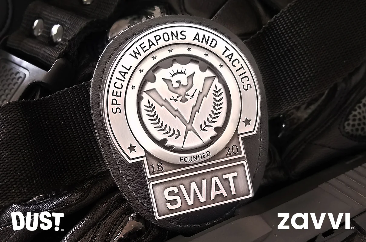ZAVVI EXCLUSIVE DUST! BATMAN LIMITED EDITION SWAT BADGE REPLICA